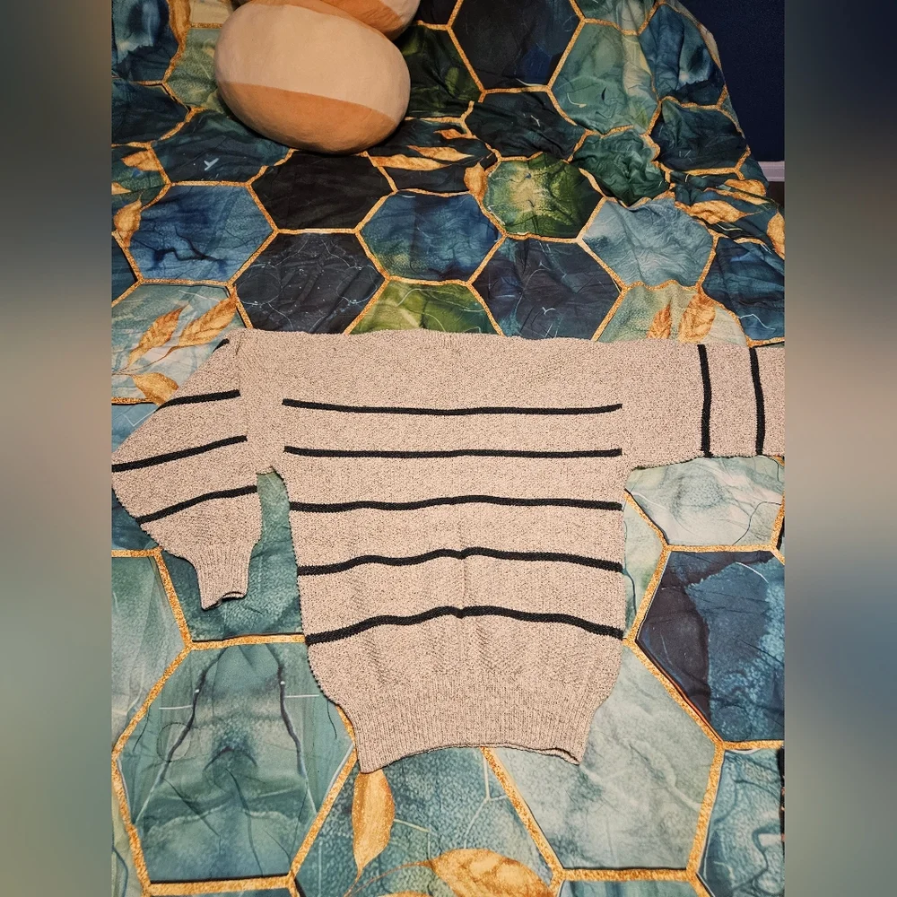 Eddie Bauer Stripped Sweater - Picture 3 of 5